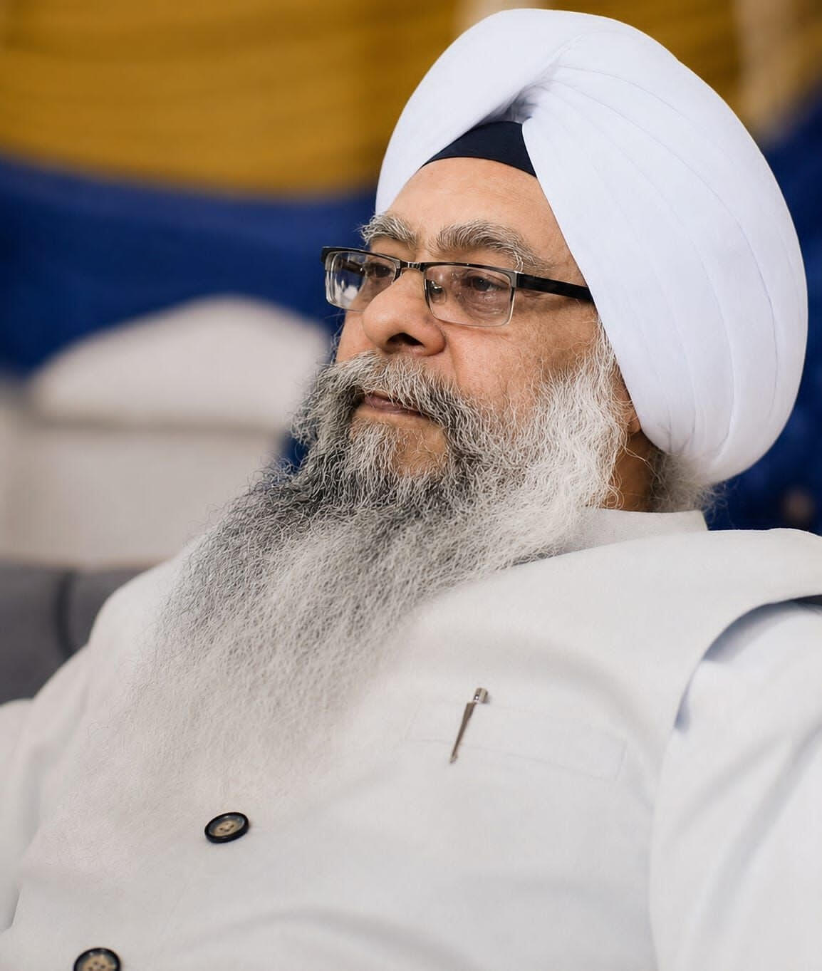 Maninder Veer Ji Maninder ji is our Mentor and Spiritual guide. In his words," Gurbani is the Light To Illuminate This World."